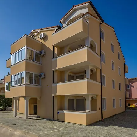 Apartament Xenia - Happy